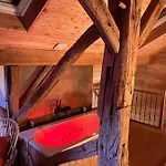 Les Monts D'aisne Bed and Breakfast 4*